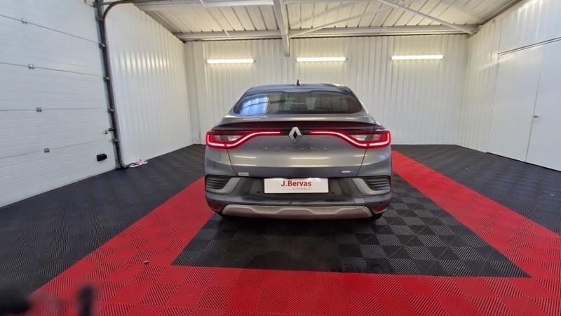 Renault Arkana Business E-Tech 145