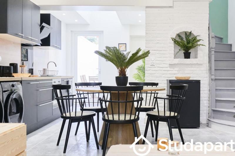 Chambre - 11 m² - 1 pièce