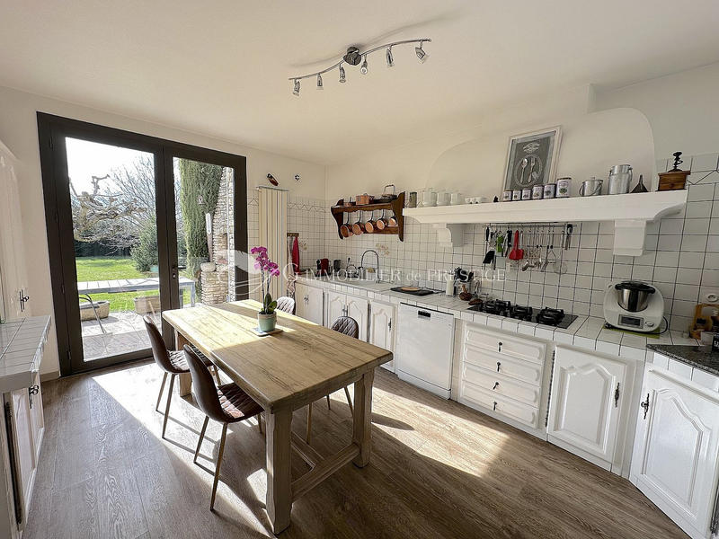 Villa - 230 m² - 5 pièces