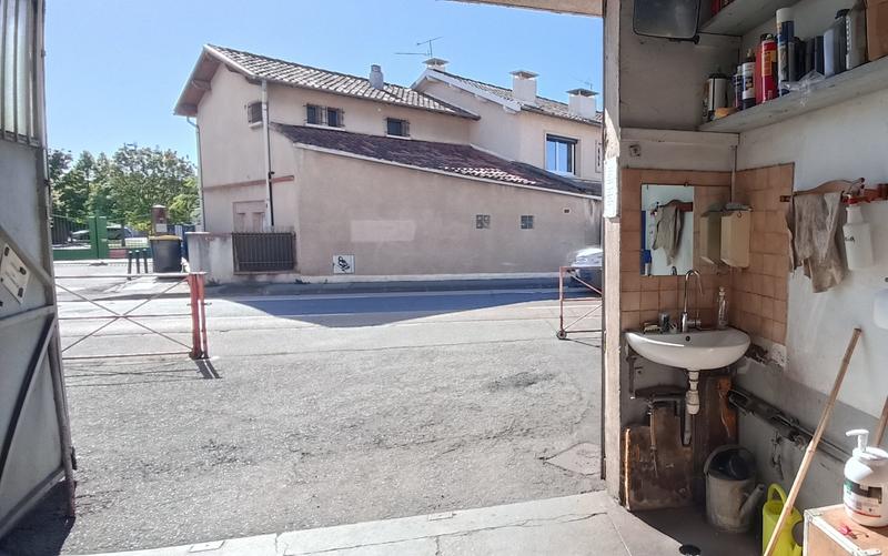 Local d'activités - 150 m²