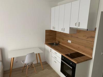 Studio - 18 m² - 1 pièce