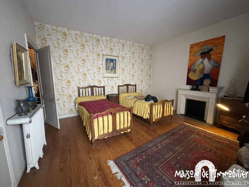 Immeuble - 680 m² - 16 pièces