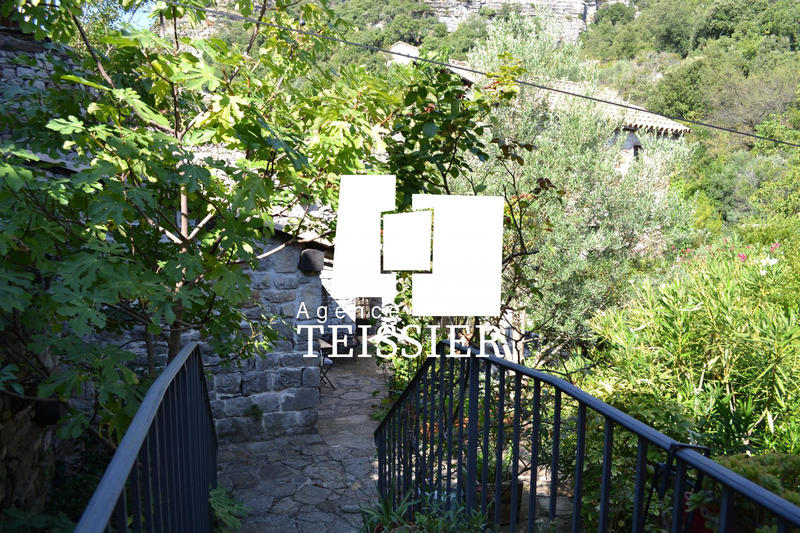 Maison - 104 m² - 6 pièces