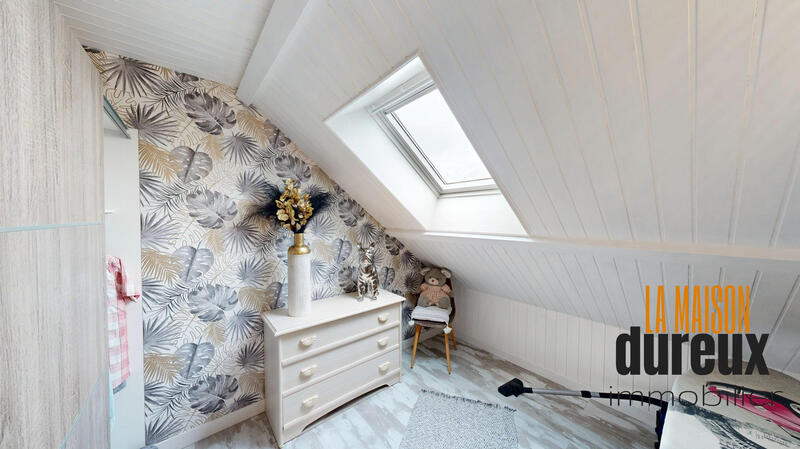 Maison traditionnelle - 126 m² - 6 pièces