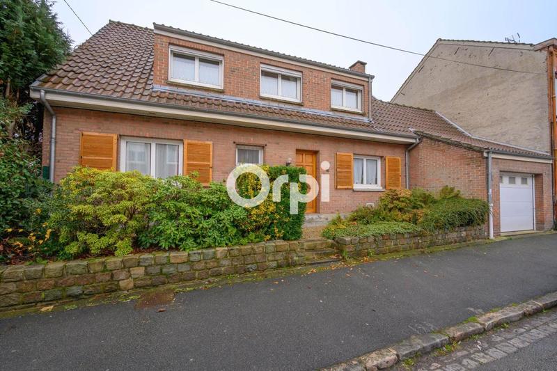 Maison - 160 m² - 8 pièces