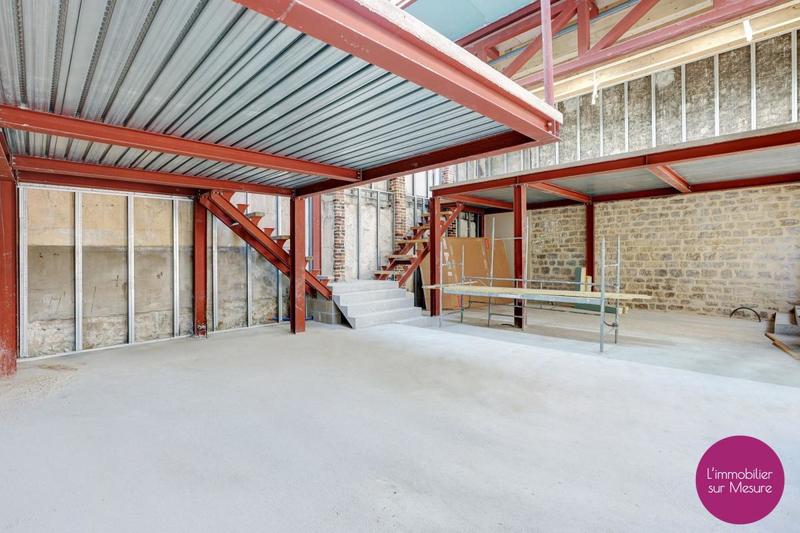 Loft - 83 m² - 3 pièces