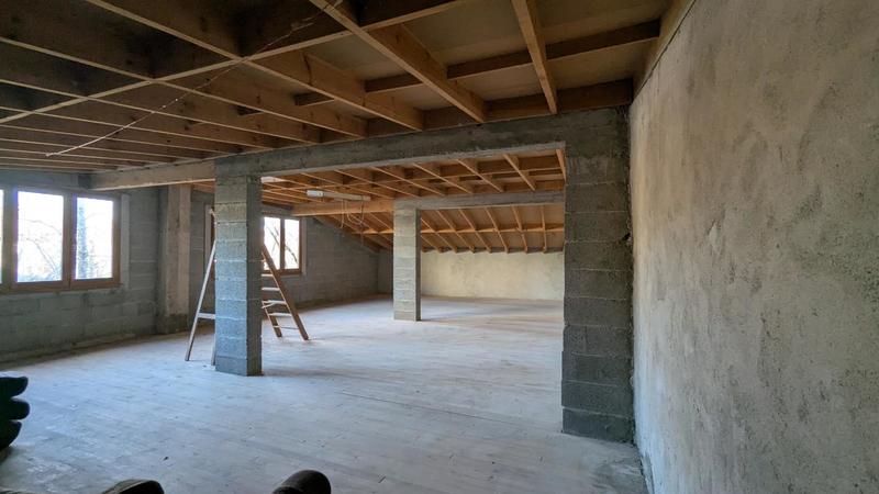 Maison - 200 m² - 12 pièces