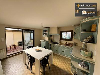 Maison - 95 m² - 4 pièces