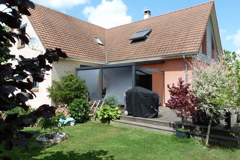 Maison - 213 m² - 10 pièces