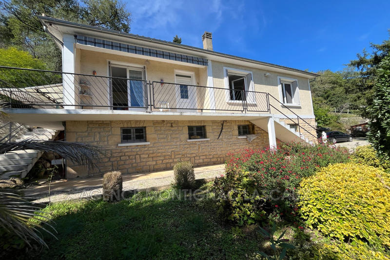 Maison - 90 m² - 3 pièces