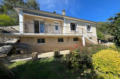 Maison - 90 m² - 3 pièces