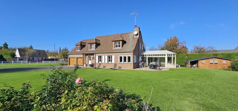 Pavillon - 197 m² - 8 pièces