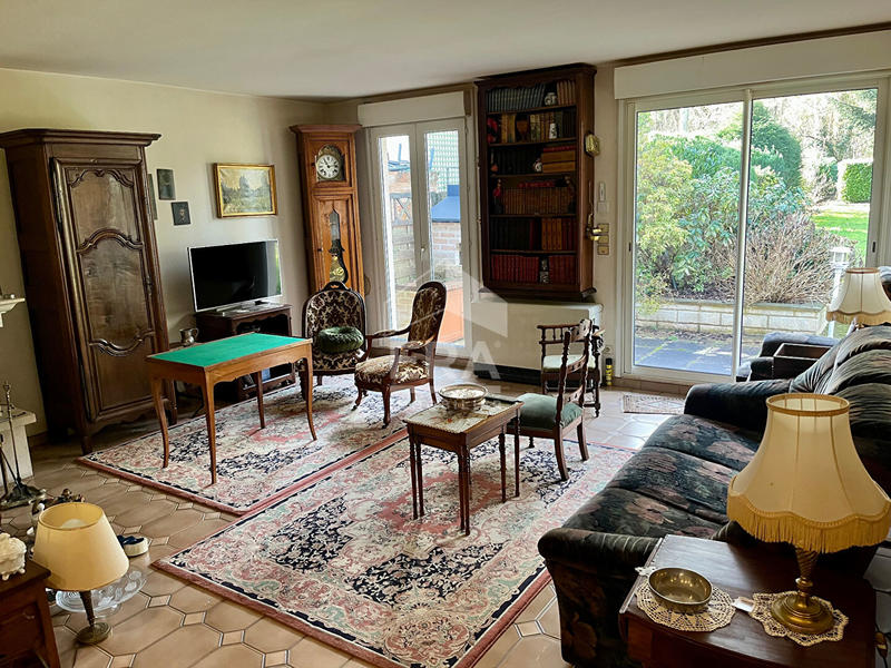 Maison - 95 m² - 5 pièces