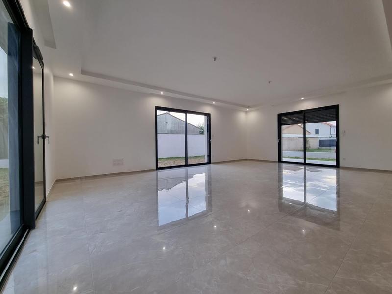 Maison - 145 m² - 6 pièces