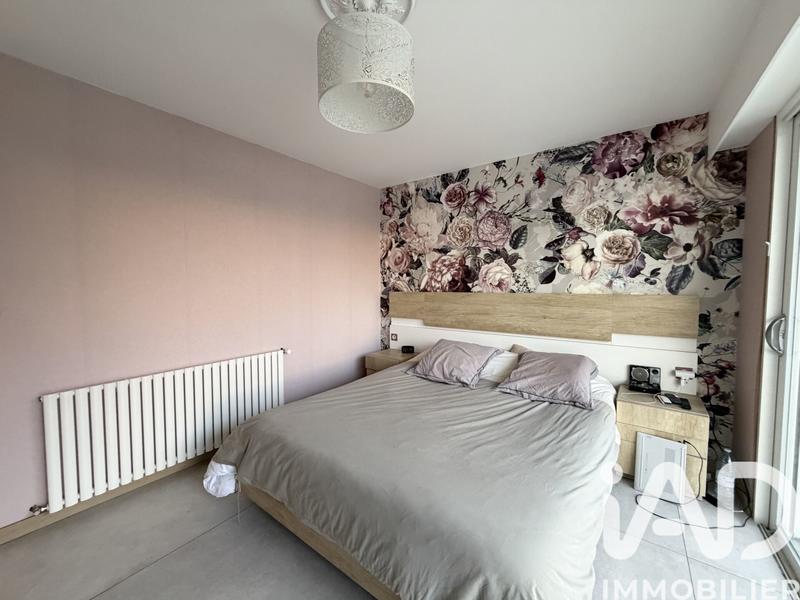 Maison - 200 m² - 5 pièces