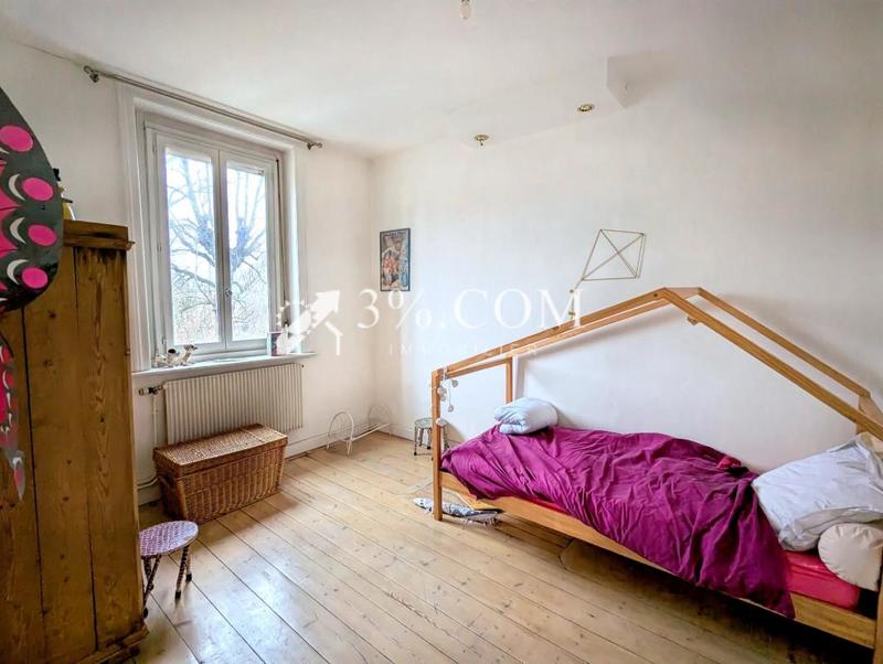 Maison - 160 m² - 6 pièces