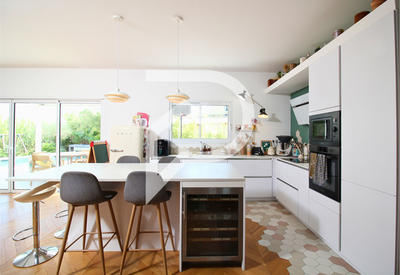 Maison - 138 m² - 5 pièces