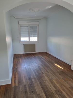 Immeuble - 474 m² - 41 pièces