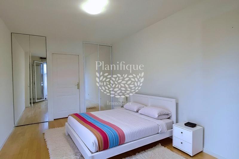 Appartement - 60 m² - 2 pièces