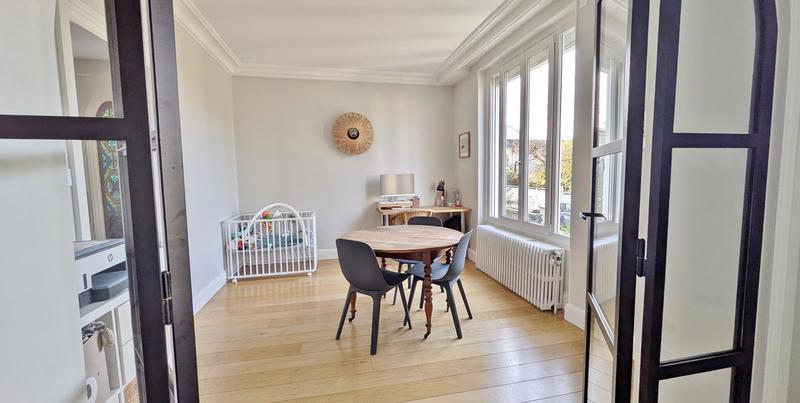 Maison - 93 m² - 4 pièces