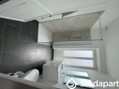 Chambre - 9 m² - 1 pièce