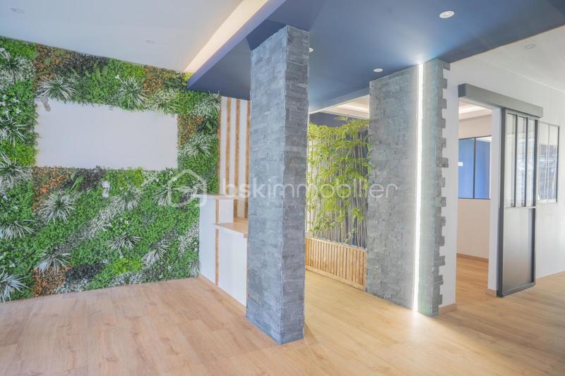 Bureau - 56 m² - 4 pièces