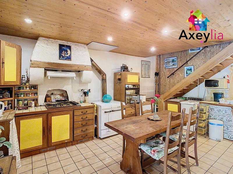 Maison - 101 m² - 3 pièces