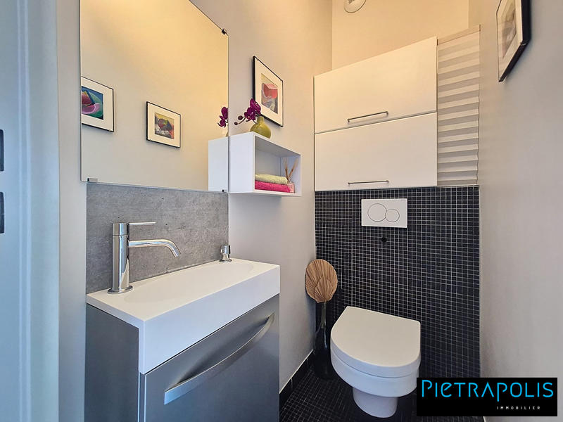 Appartement - 79 m² - 3 pièces