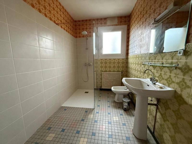 Maison - 104 m² - 4 pièces