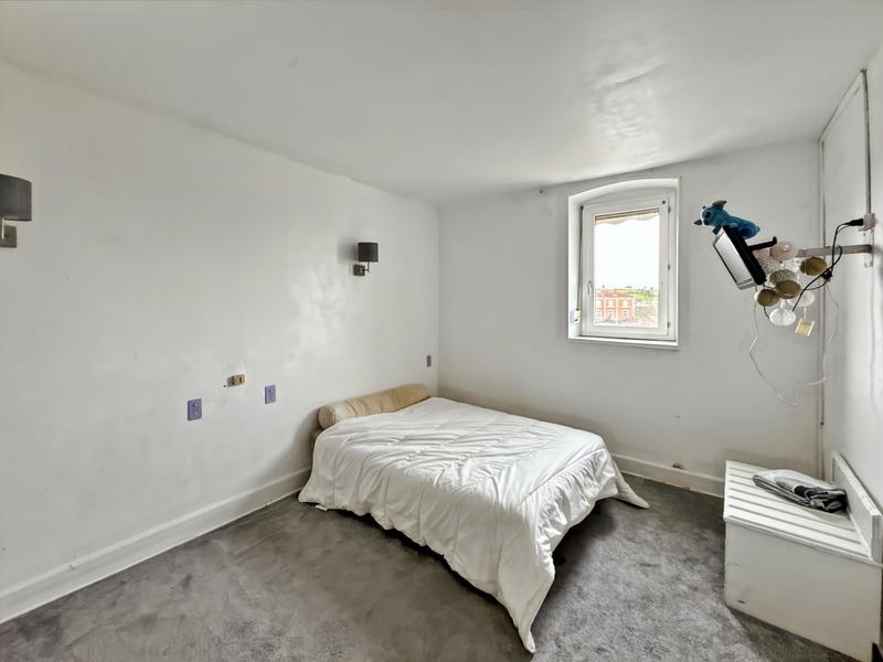 Maison - 530 m² - 13 pièces