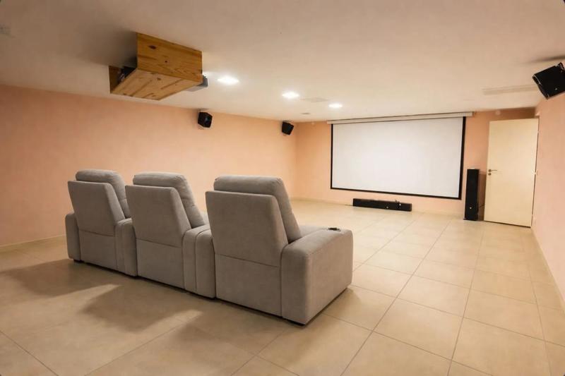 Villa - 260 m² - 10 pièces