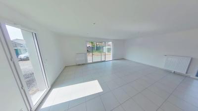 Maison - 90 m² - 5 pièces