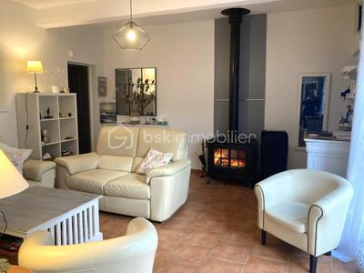 Maison traditionnelle - 104 m² - 5 pièces