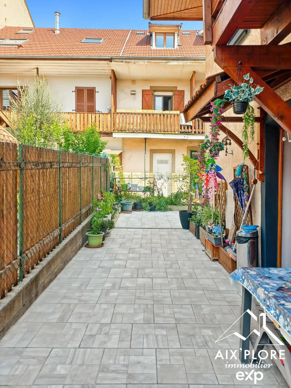 Maison - 104 m² - 4 pièces