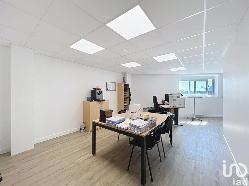 Local commercial - 208 m²