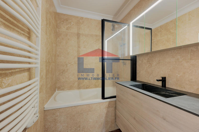 Appartement - 81 m² - 4 pièces