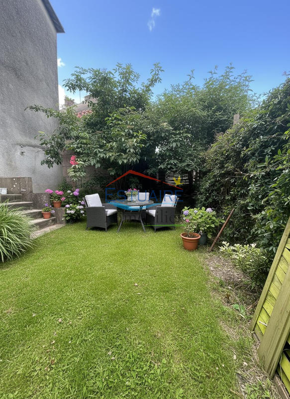 Maison - 102 m² - 4 pièces