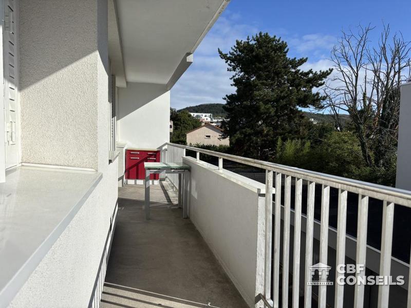 Appartement - 72 m² - 4 pièces