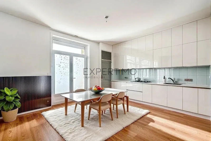 Maison - 107 m² - 4 pièces