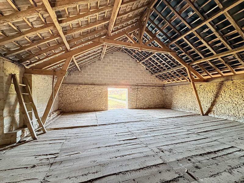 Corps de ferme - 200 m² - 8 pièces