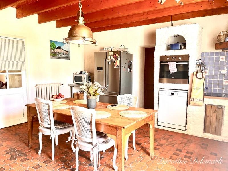 Maison - 244 m² - 5 pièces