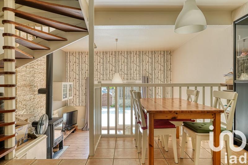 Maison - 108 m² - 6 pièces