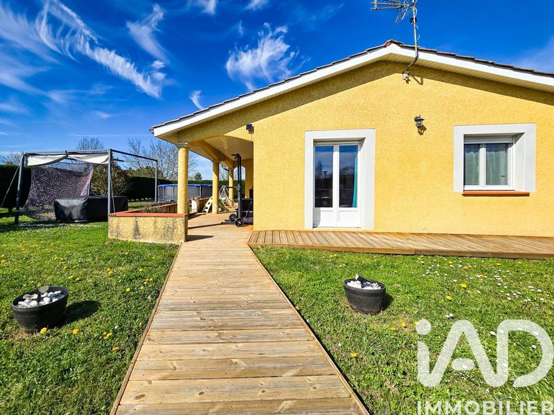 Maison - 140 m² - 5 pièces