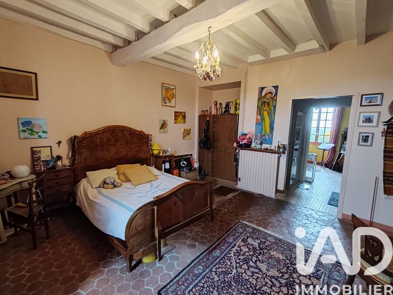 Maison - 246 m² - 9 pièces