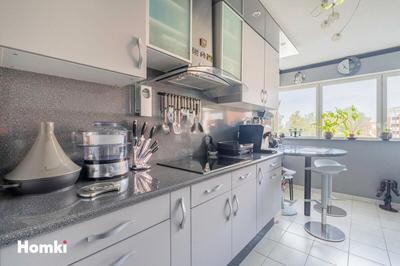 Appartement - 100 m² - 4 pièces