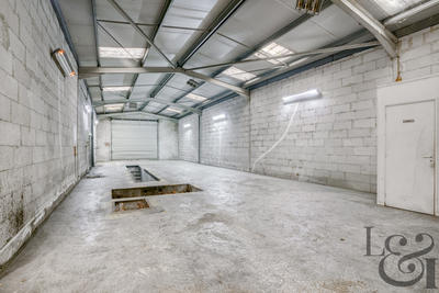 Local commercial - 237 m²