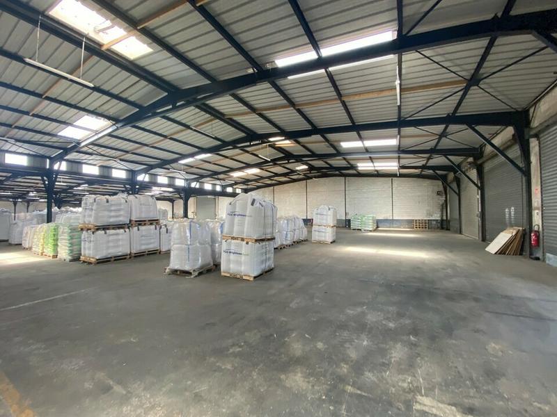 Local d'activité / Entrepôt - 3 000 m²