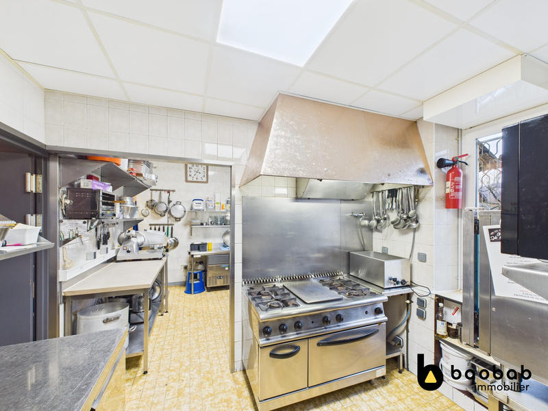 Fonds de commerce - Hôtellerie / Restauration - 240 m²