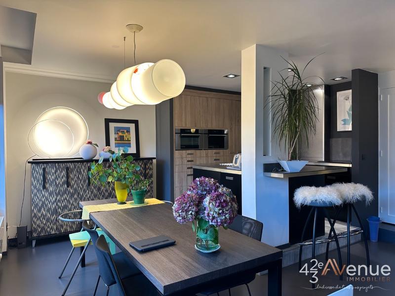 Appartement - 113 m² - 4 pièces