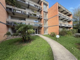 Appartement - 94 m² - 4 pièces